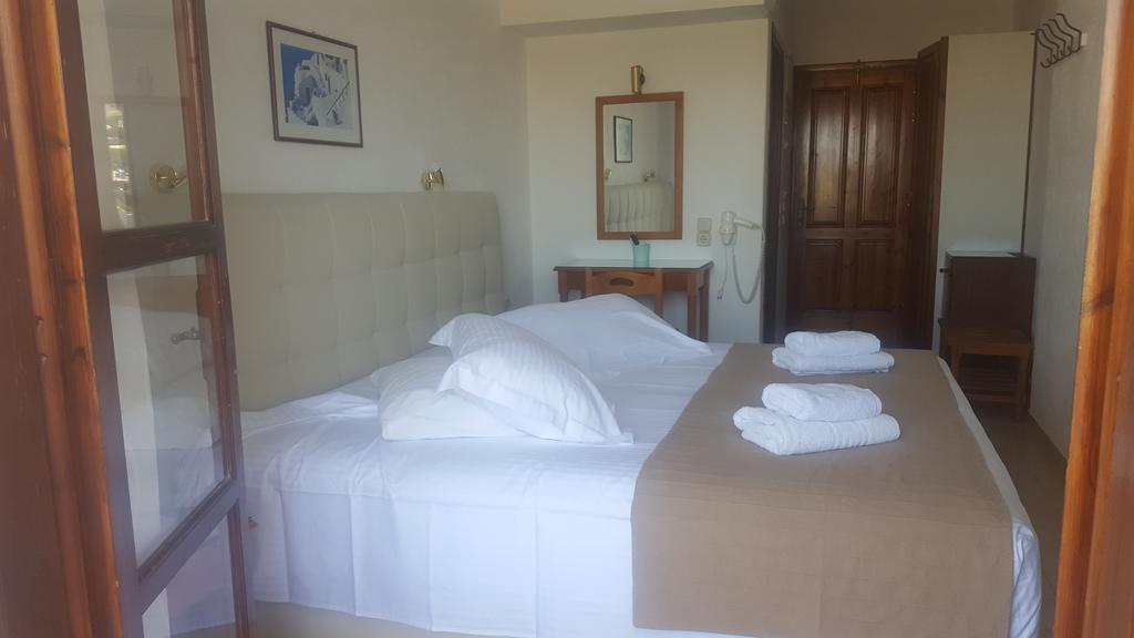 Santa Elena Otel Kamári Dış mekan fotoğraf