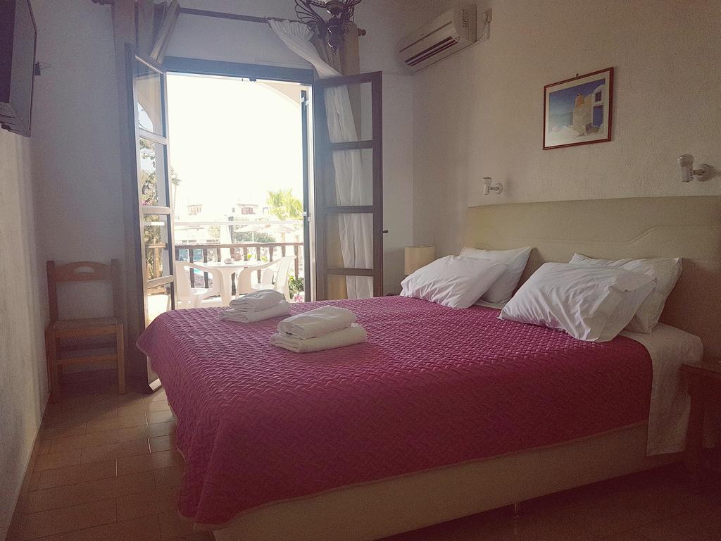 Santa Elena Otel Kamári Dış mekan fotoğraf