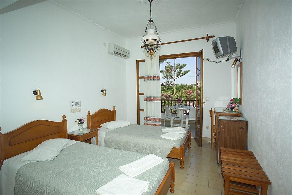 Santa Elena Otel Kamári Dış mekan fotoğraf