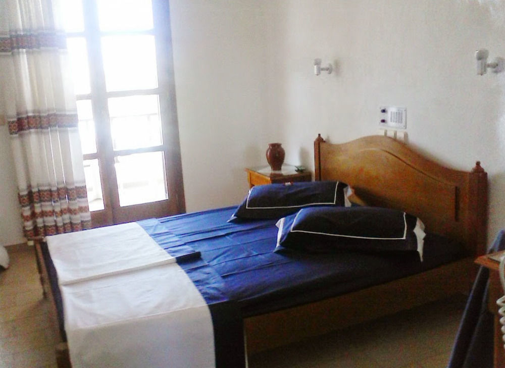 Santa Elena Otel Kamári Dış mekan fotoğraf